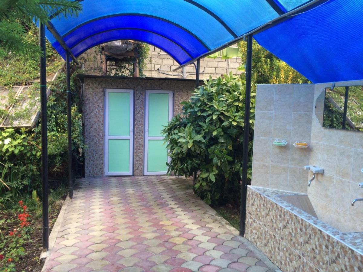 Гостевой Дом У Левы Gagry Exterior photo