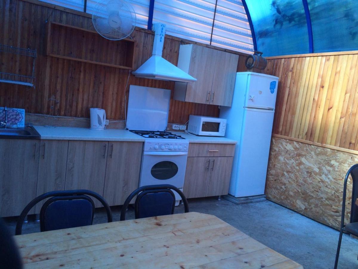 Гостевой Дом У Левы Gagry Exterior photo