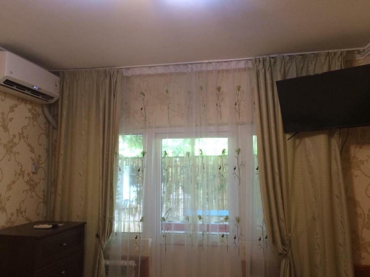 Гостевой Дом У Левы Gagry Exterior photo